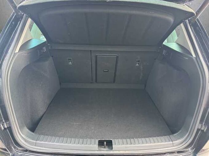 CUPRA Ateca 2.0 TSI 4Drive // 5 J Garantie/AHK/Navi /elektr. Heckklappe
