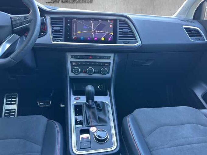 SEAT Ateca 2.0 TDI FR //5 J. Garantie /Navi/Sitzheizung/Kamera /elektr.Heckklappe