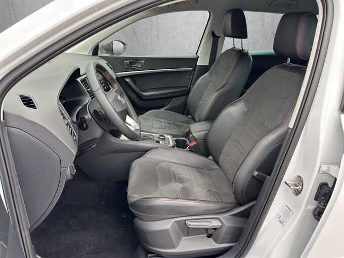 SEAT Ateca 2.0 TDI  FR //5 J. Garantie /Navi/Sitzheizung/Kamera /elektr.Heckklappe