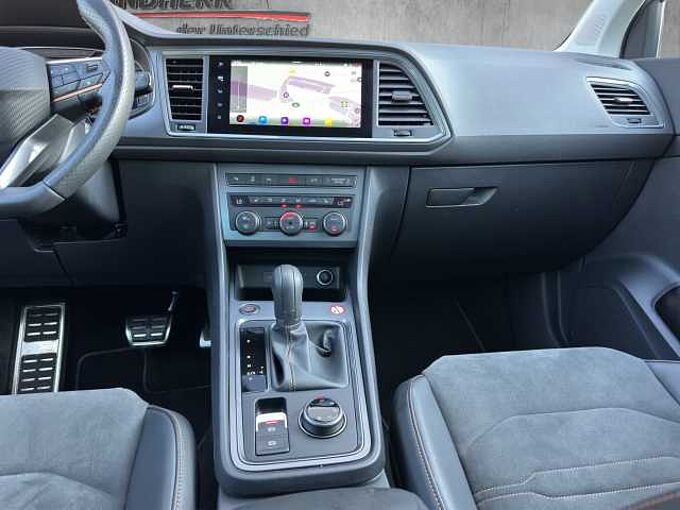 CUPRA Ateca 2.0 TSI 4Drive // 5 J Garantie/AHK/Navi /elektr. Heckklappe