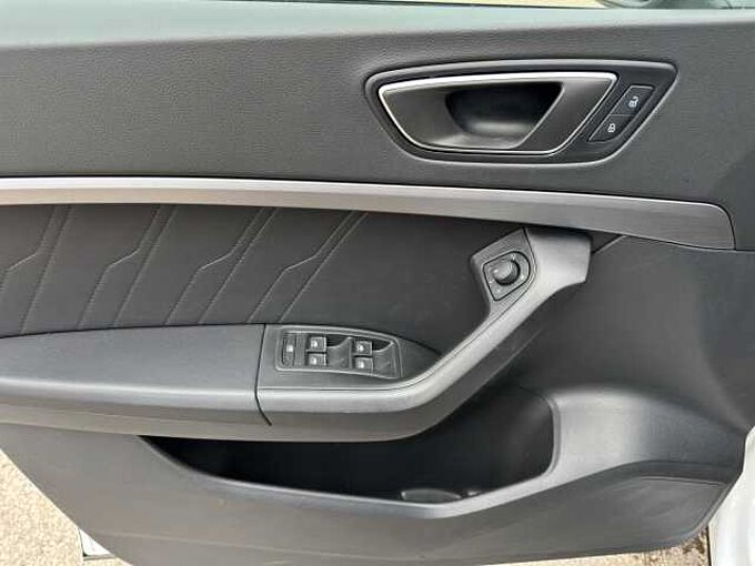 SEAT Ateca 2.0 TDI FR //5 J. Garantie /Navi/Sitzheizung/Kamera /elektr.Heckklappe