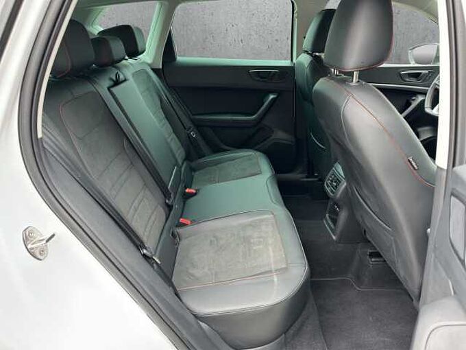 SEAT Ateca 2.0 TDI FR //5 J. Garantie /Navi/Sitzheizung/Kamera /elektr.Heckklappe