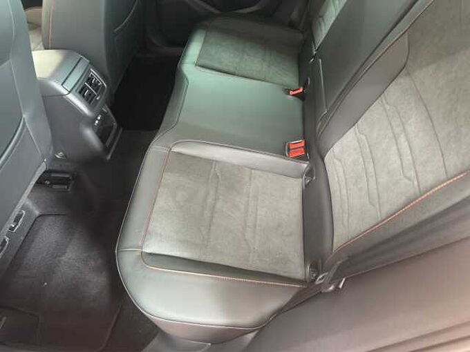 SEAT Ateca 1.5 TSI FR  //5 J. Garantie /Navi/Sitzheizung/Kamera /elektr.Heckklappe