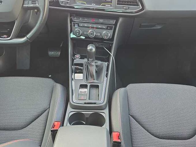 SEAT Leon FR *PANO*VIRTUAL*NAVI*LED*BEATS Sound*KAMERA*