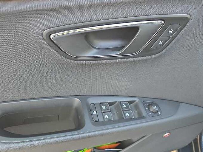 SEAT Leon FR *PANO*VIRTUAL*NAVI*LED*BEATS Sound*KAMERA*