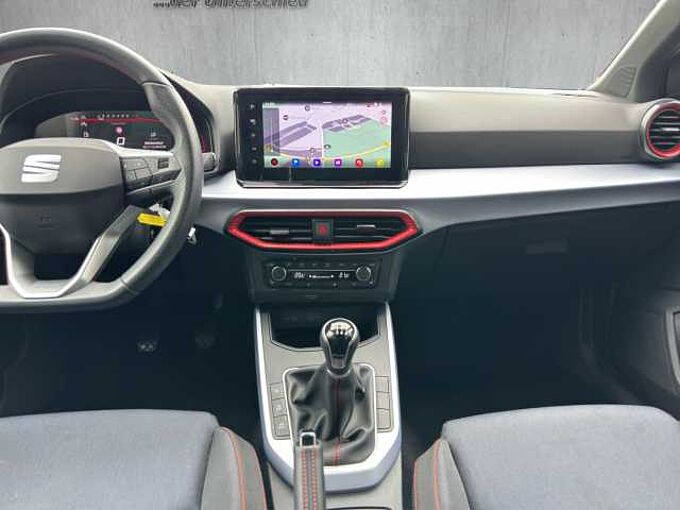 SEAT Arona 1.0 TSI FR Spurhalteassistent///Dachreling