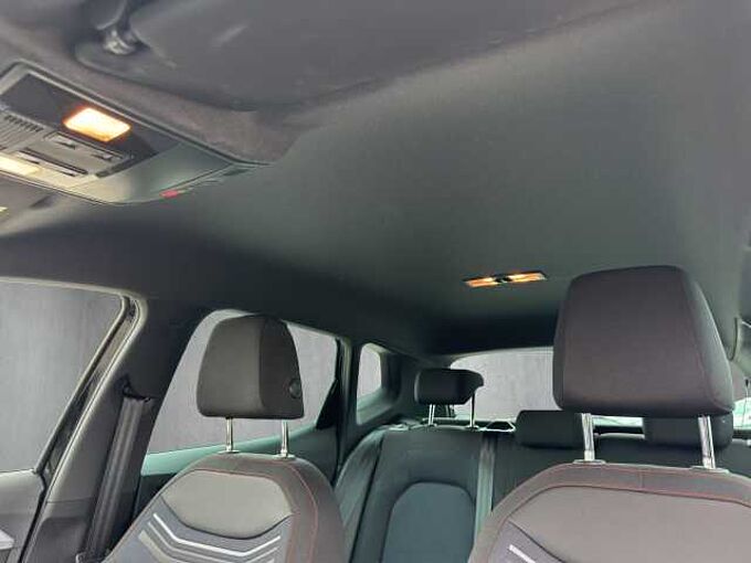 SEAT Arona 1.0 TSI FR Spurhalteassistent///Dachreling
