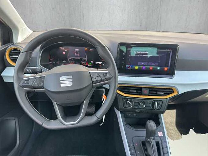 SEAT Arona 1.0 TSI Style // Navi / LED/ Sitzheizung