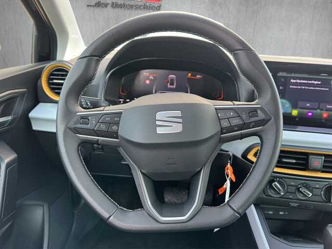 SEAT Arona 1.0 TSI Style // Navi / LED/ Sitzheizung