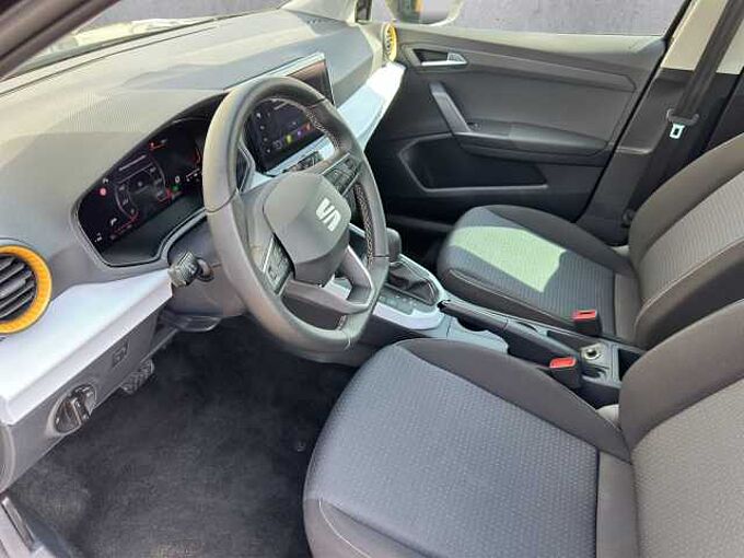 SEAT Arona 1.0 TSI Style // Navi / LED/ Sitzheizung