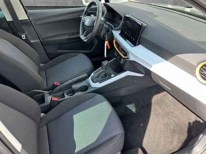 SEAT Arona 1.0 TSI Style // Navi / LED/ Sitzheizung