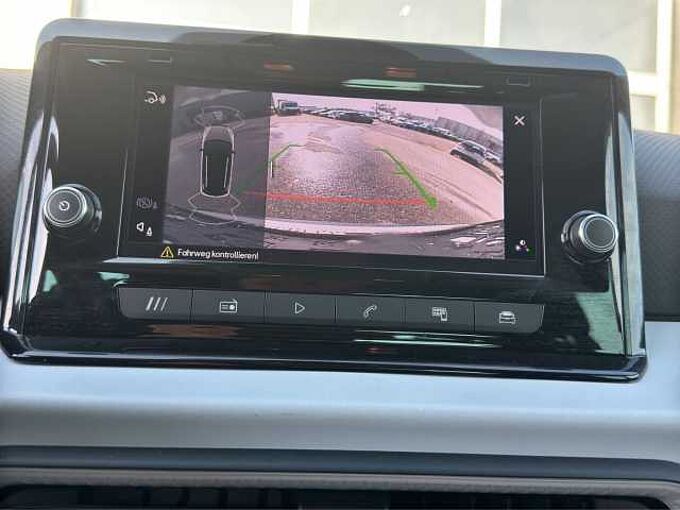 SEAT Arona 1.0 TSi Style  //5 Jahre Garantie/Kamera/LED 