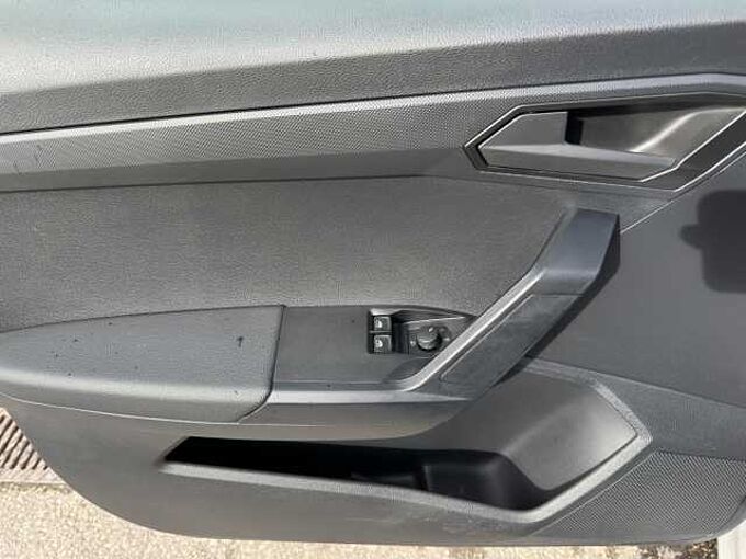 SEAT Ibiza 1.0 TSI //5 Jahre Garantie //PDC/LED /Sitzheizung