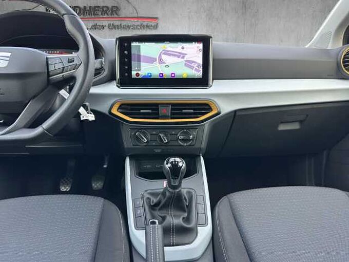 SEAT Arona 1.0 Style Navigationssystem/Verkehrszeichenerkennung