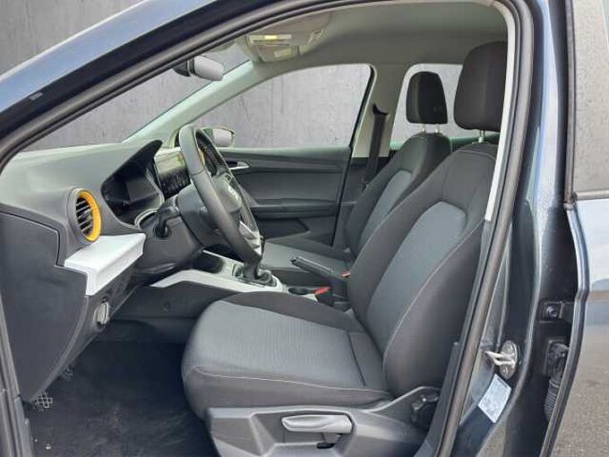 SEAT Arona 1.0 Style Navigationssystem/Verkehrszeichenerkennung