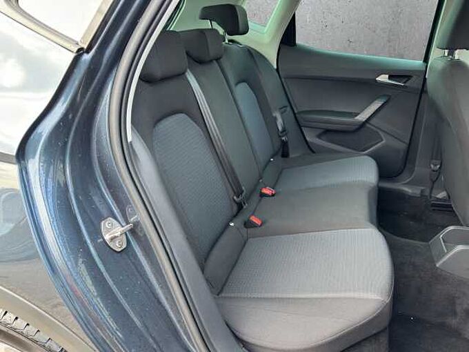 SEAT Arona 1.0 Style Navigationssystem/Verkehrszeichenerkennung