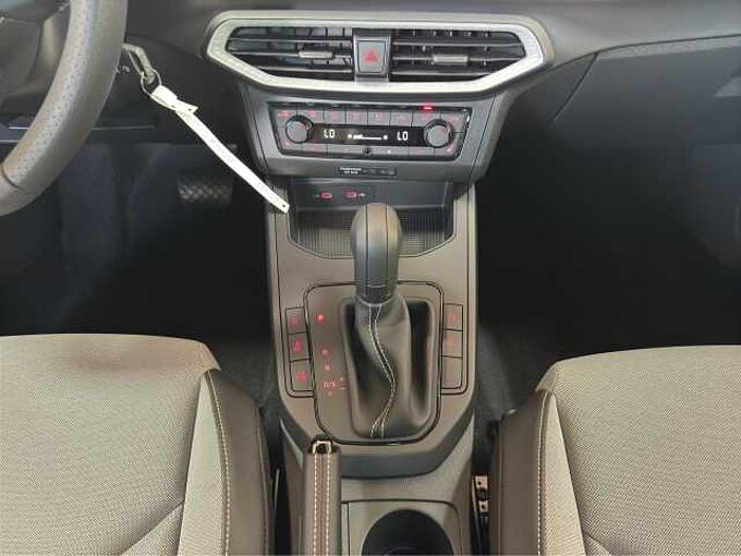 SEAT Arona 1.0 TSI FR Facelift //Navi/LED/Kamera/PDC 