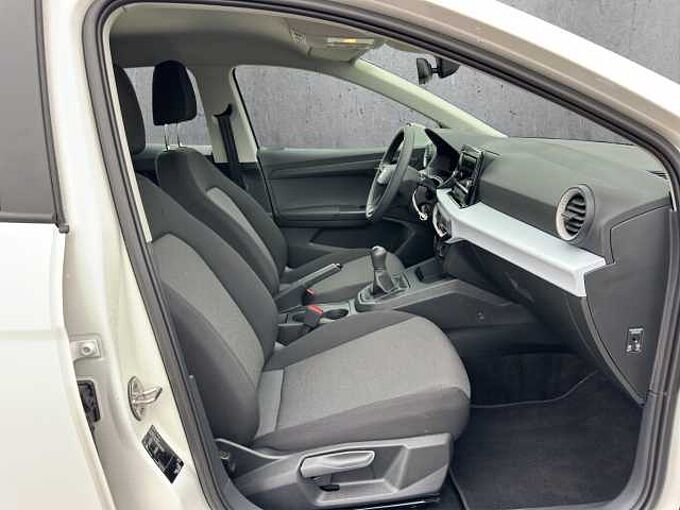 SEAT Ibiza 1.0 TSI //5 Jahre Garantie //PDC/LED /Sitzheizung
