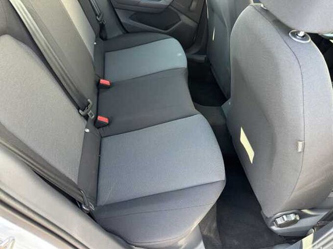 SEAT Ibiza 1.0 TSI  //PDC/LED/Sitzheizung /Full LINK