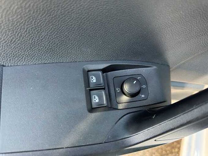 SEAT Ibiza 1.0 TSI //5 Jahre Garantie //PDC/LED /Sitzheizung