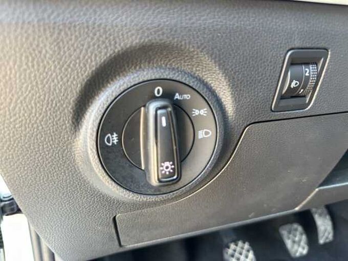 SEAT Ibiza 1.0 TSI //5 Jahre Garantie //PDC/LED /Sitzheizung