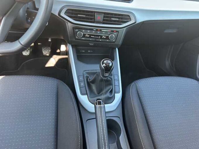 SEAT Arona 1.0 TSi Style  //5 Jahre Garantie/Kamera/LED 