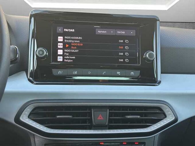 SEAT Arona 1.0 TSi Style  //5 Jahre Garantie/Kamera/LED 