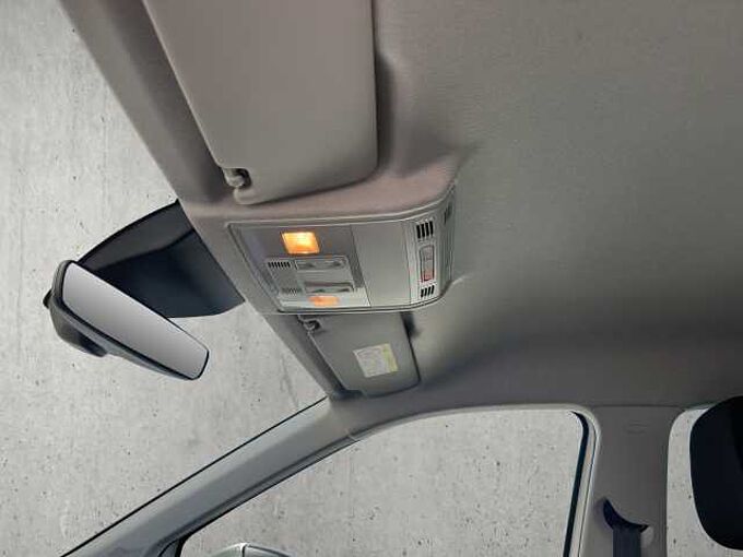 SEAT Arona 1.0 TSi Style  //5 Jahre Garantie/Kamera/LED 