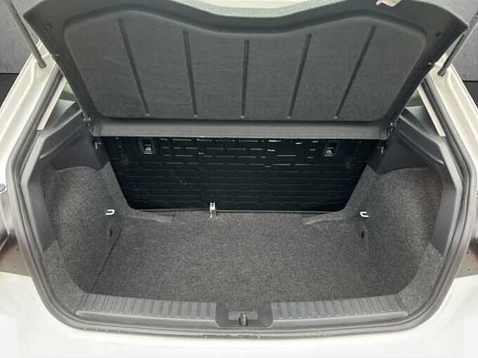 SEAT Ibiza 1.0 TSI  //5 Jahre Garantie //PDC/LED /Sitzheizung