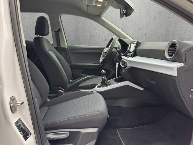 SEAT Arona 1.0 TSi Style //5 Jahre Garantie/Kamera/LED