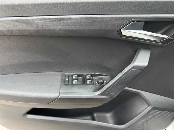 SEAT Arona 1.0 Style LED/Navi/SHZ