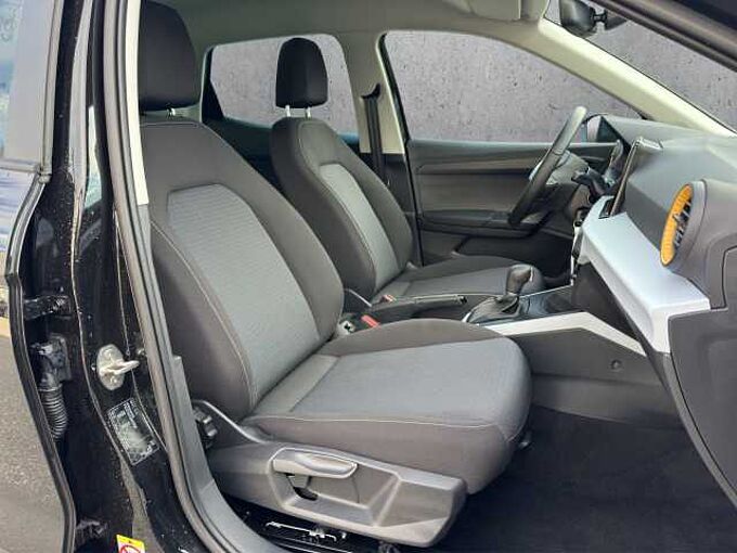 SEAT Arona 1.0 TSI Style // Navi / LED/ Sitzheizung 