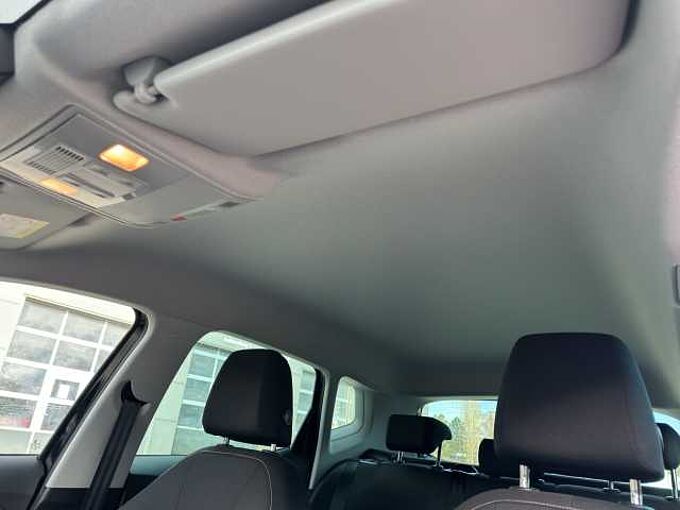 SEAT Arona 1.0 TSI Style // Navi / LED/ Sitzheizung 