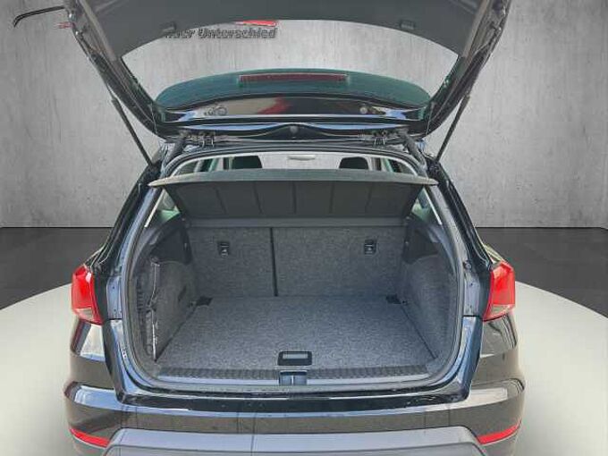 SEAT Arona 1.0 TSI Style // Navi / LED/ Sitzheizung 