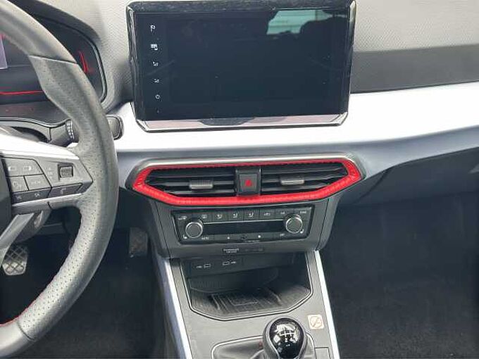 SEAT Arona 1.0 TSI FR Navi/SHZ/PDC