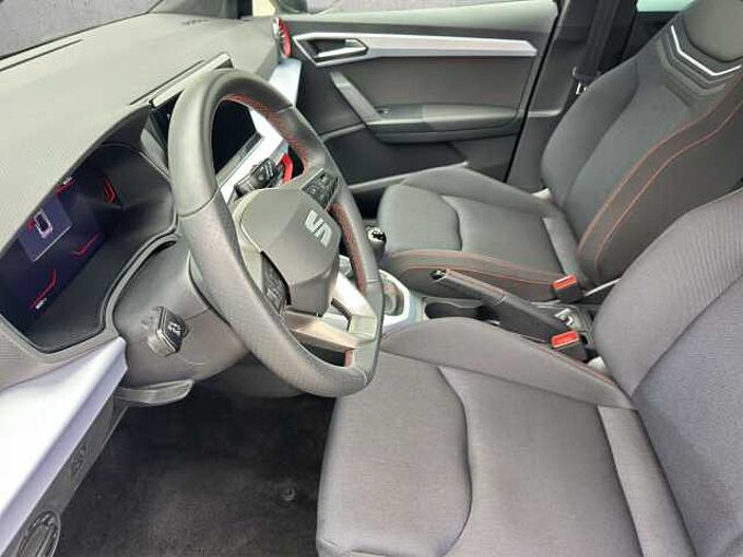 SEAT Arona 1.0 TSI FR Navi/SHZ/PDC