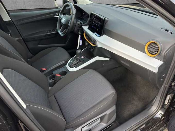 SEAT Arona 1.0 TSI Style // Navi / LED/ Sitzheizung