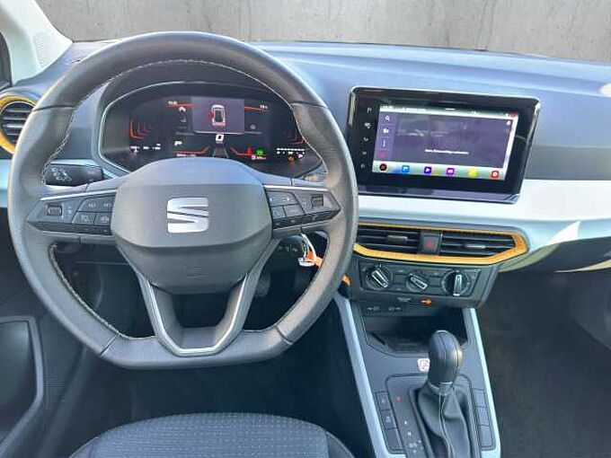 SEAT Arona 1.0 TSI Style // Navi / LED/ Sitzheizung 