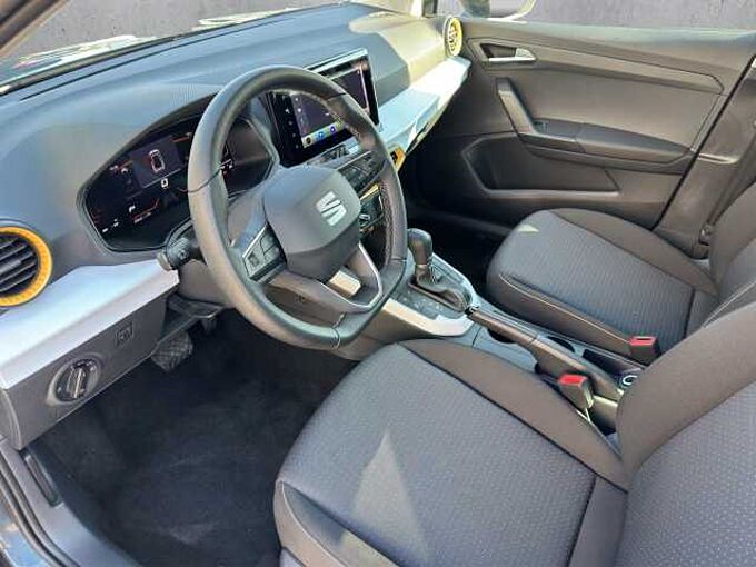 SEAT Arona 1.0 TSI Style // Navi / LED/ Sitzheizung 