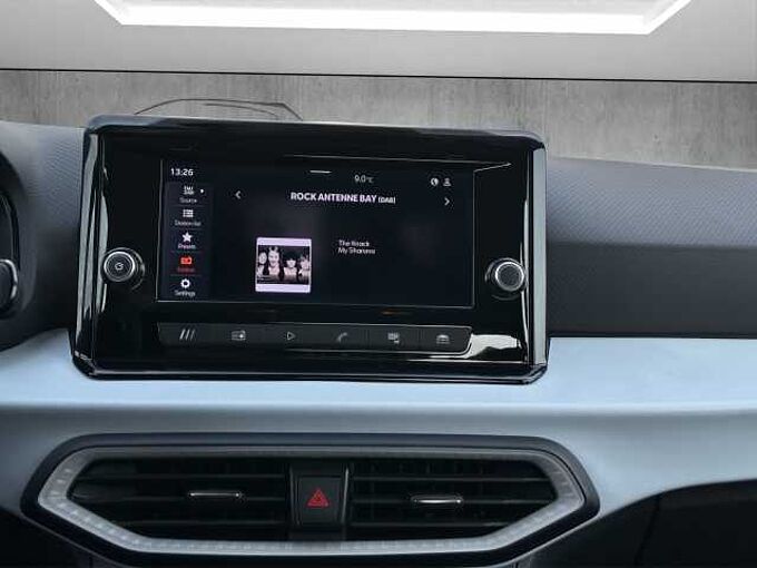 SEAT Arona 1.0 TSi Style  //5 Jahre Garantie/Kamera/LED 