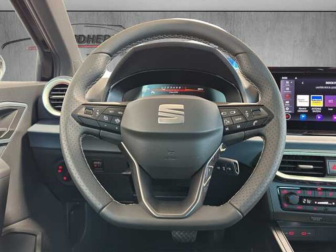 SEAT Ibiza 1.0 Style Facelift  //Navi/Kamera/Sitzheizung 
