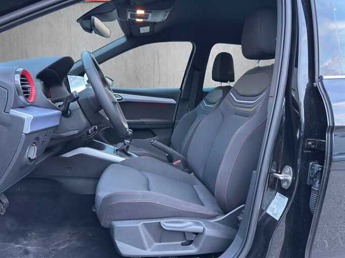 SEAT Arona TSI FR Navi/SHZ/PDC