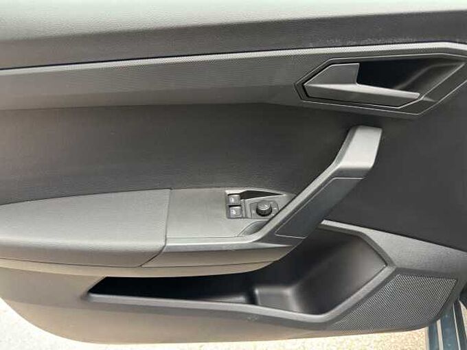 SEAT Ibiza 1.0 TSI  //5 Jahre Garantie //PDC/LED /Sitzheizung