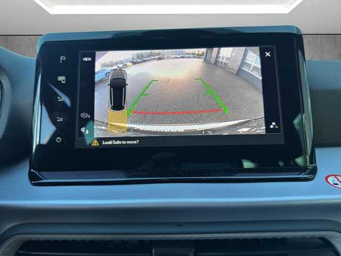 SEAT Arona FR Dach schwarz/ Navi