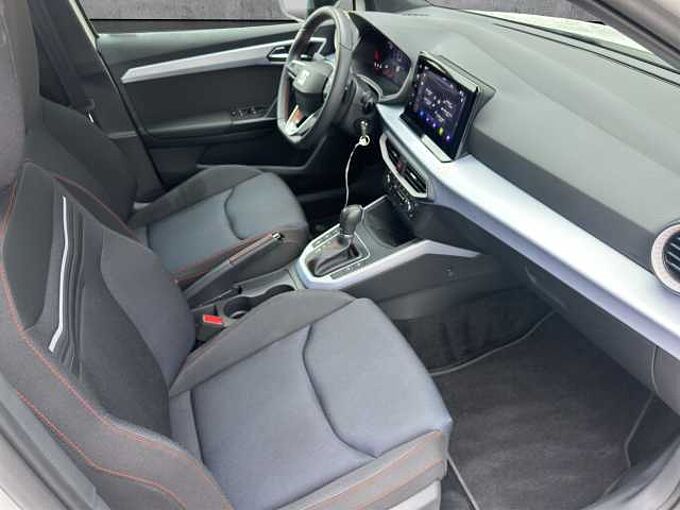 SEAT Arona 1.5 TSI FR //Navigation/Kamera/ Winterpaket