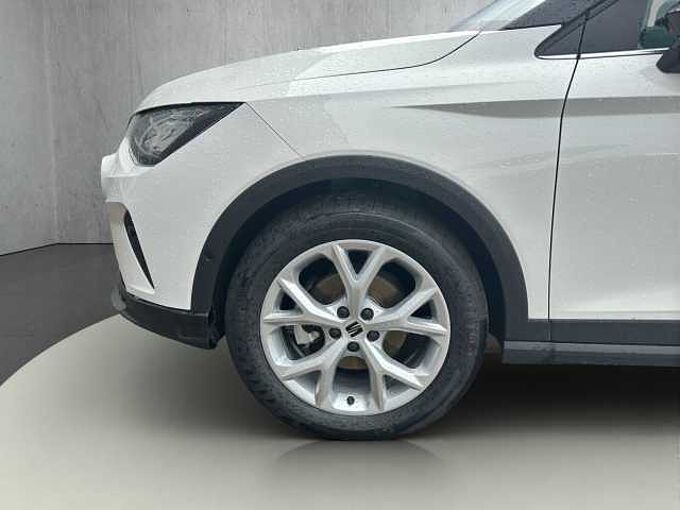 SEAT Arona 1.5 TSI FR //Navigation/Kamera/ Winterpaket