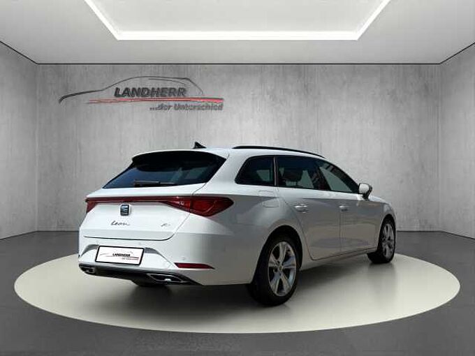 SEAT Leon ST FR 1.5 eTSI  // 5 Jahre Garantie /LED/Navi /Winterpaket