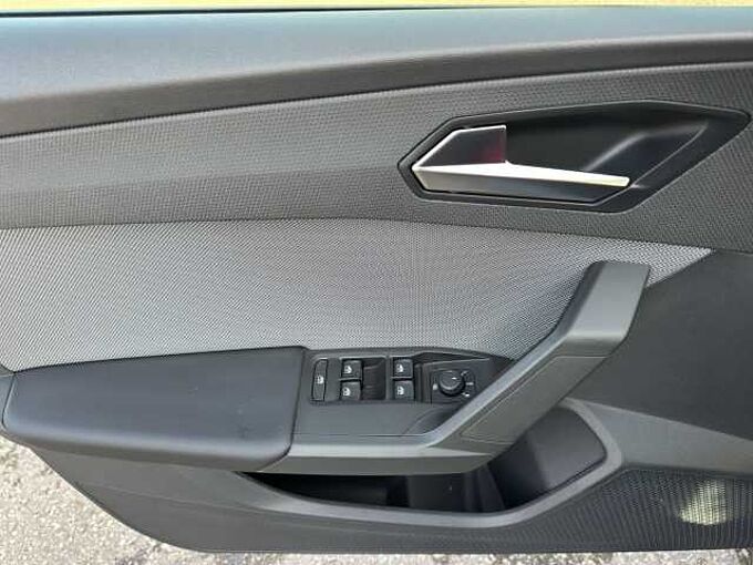 SEAT Leon Style 1.5 eTSI // ACC/Sitzheizung/Lenkradheizung