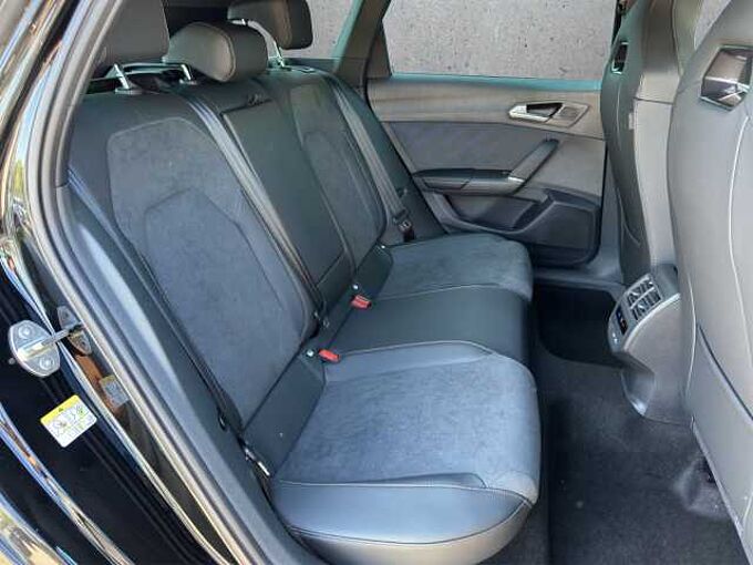CUPRA Leon ST 2.0 TSI // 5 J. Garantie /Pano/elektr. Heckklappe /Sennheiser