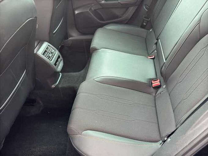 CUPRA Leon ST 1.5 eTSI  // 5 Jahre Garantie /LED/Navi /Winterpaket